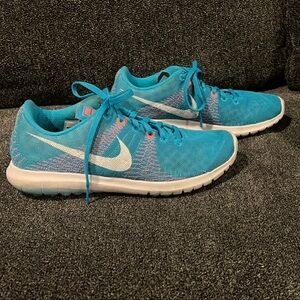 Nike Blue Athletic Shoes
